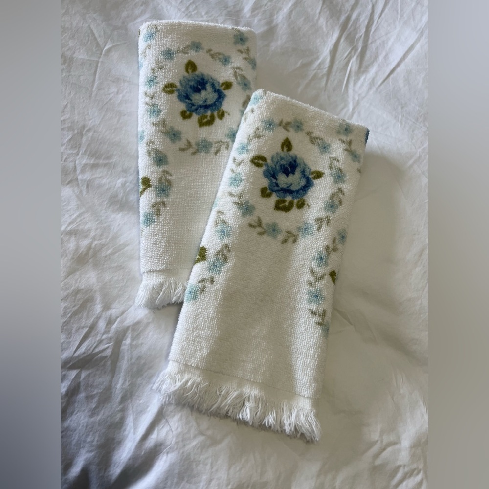 Vintage Lot Of 2 Cannon Royal Family | Blue Roses Fringe | Hand Towels